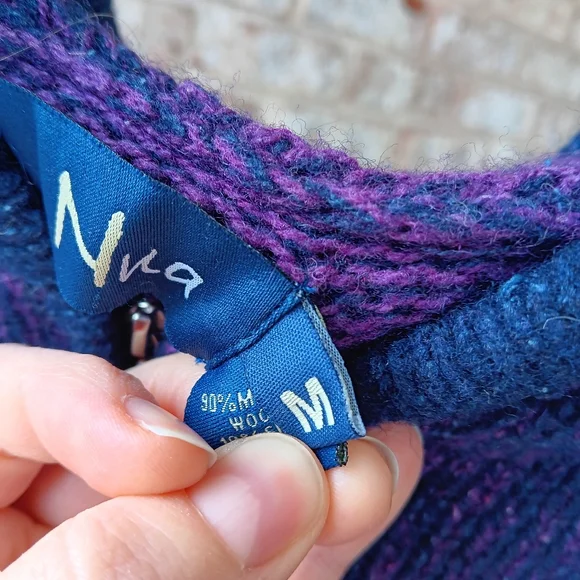 Nua Wool & Silk Blend Hooded Zip-up - Picture 2 of 8